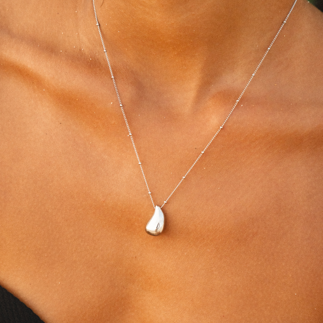 Silver Teardrop Necklace