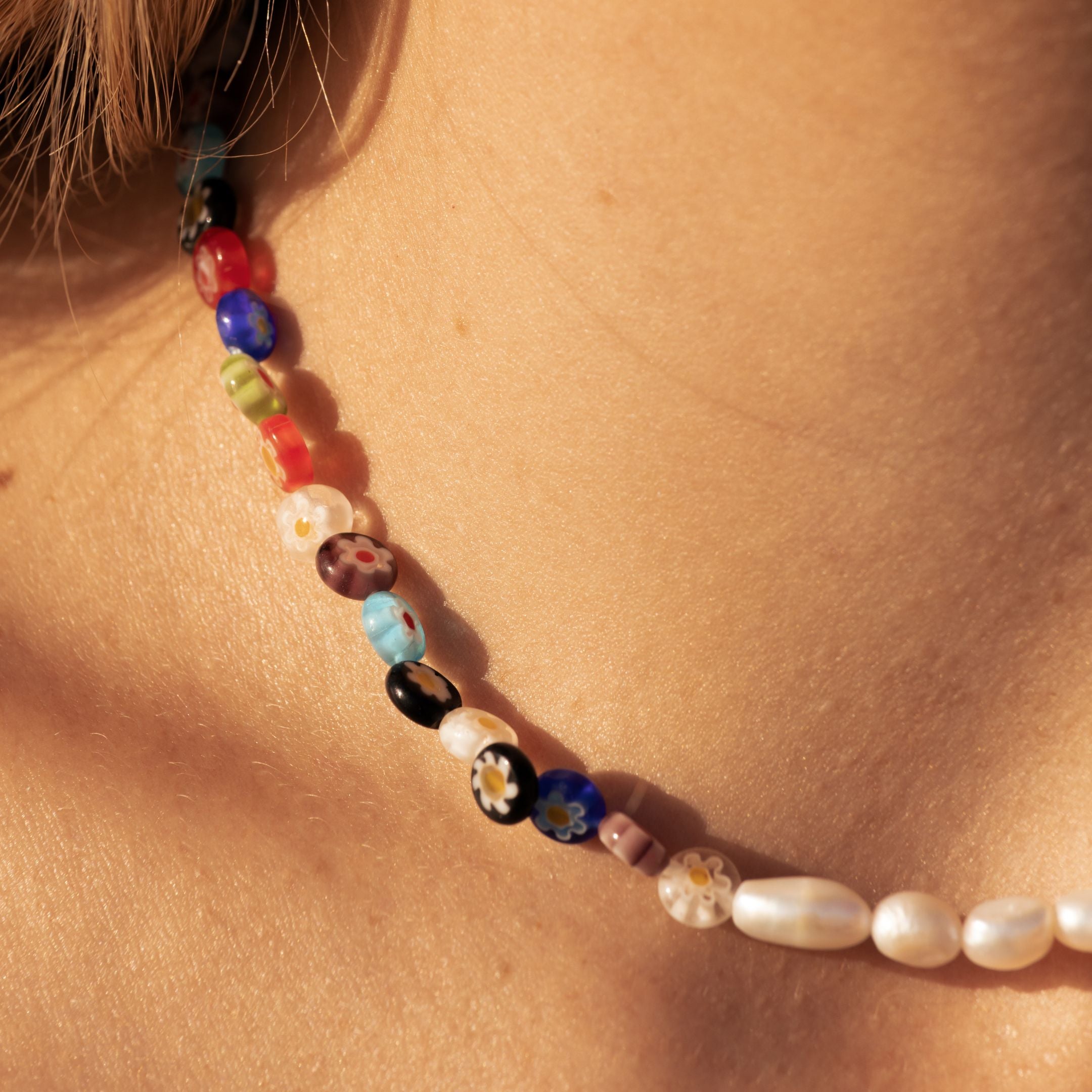 Detailed Beads Choker