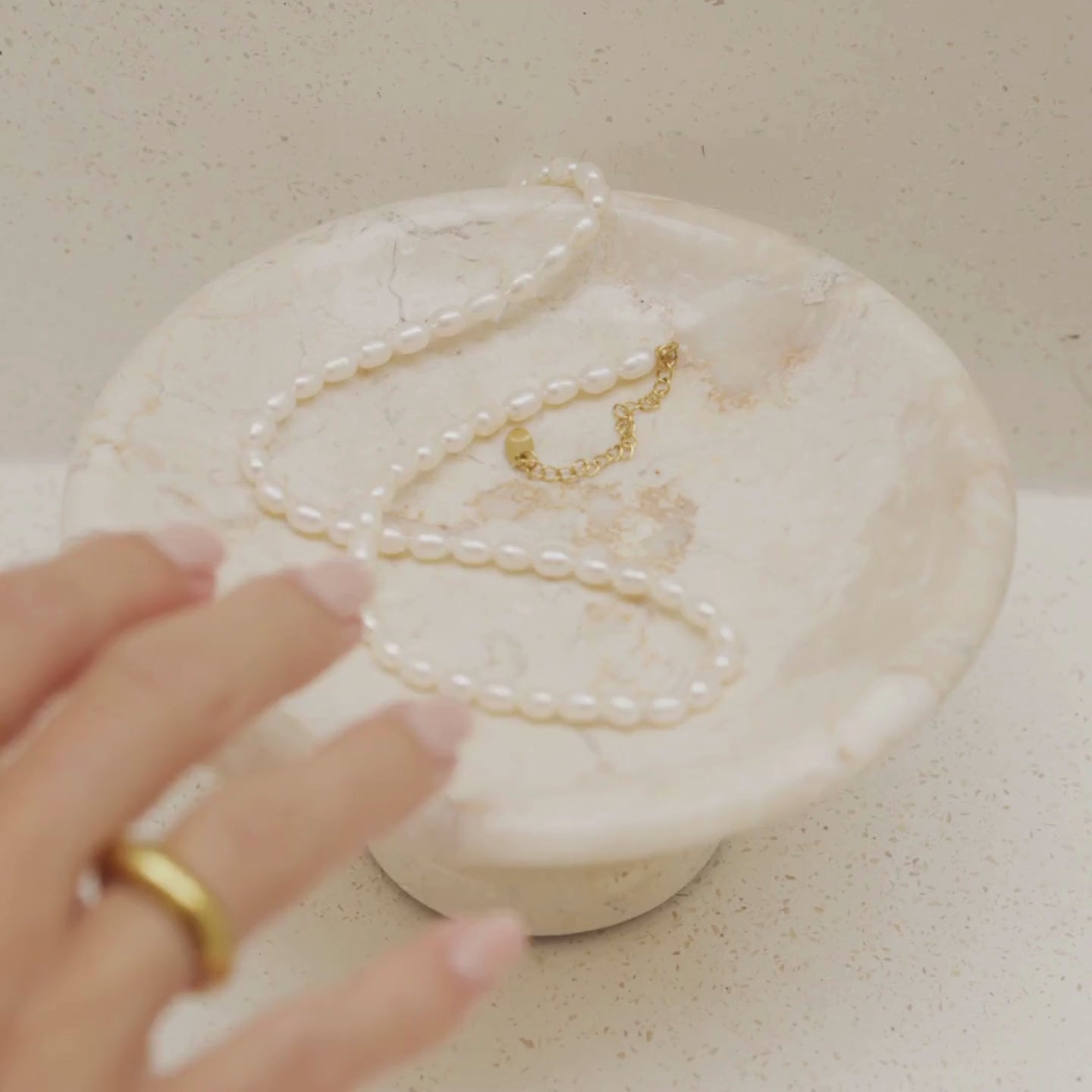Pearl Choker