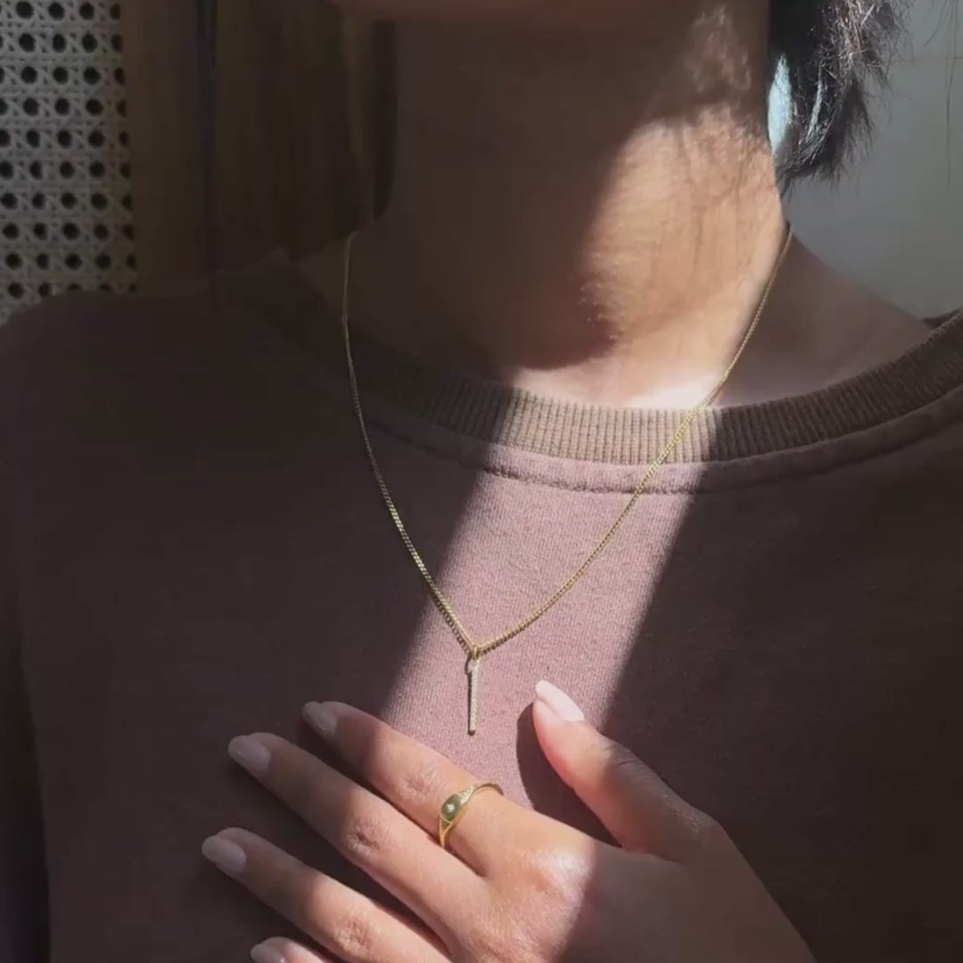 Sparkling Bar Necklace